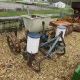 309 FORD CORN PLANTER