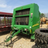 567 JOHN DEERE ROUND BALER W/ MONITOR