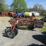 35 IH DOLLY HAY RAKE