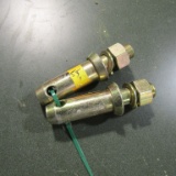 (2) CATEGORY 2 LIFT PINS