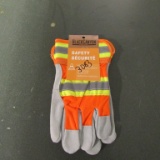PAIR OF ORANGE LEATHER GLOVES