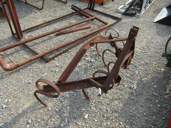 1 ROW CULTIVATOR