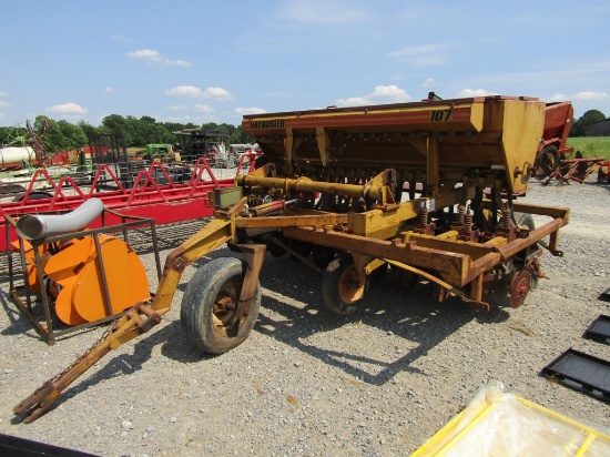 107 HAYBUSTER NO-TILL DRILL