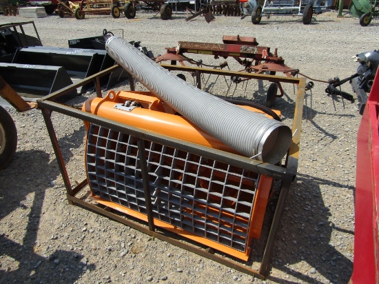 UNUSED WOLVERINE QT CONCRETE MIXER