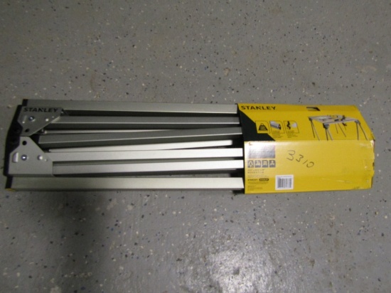STANLEY METAL SAW HORSE