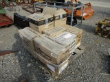 PALLET OF TOILET ITEMS