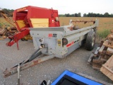 362 NEW IDEA MANRE SPREADER