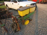 1 ROW JOHN DEERE CORN PLANTER