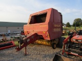 688 NEW HOLLAND ROUND BALER