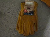 LEATHER GLOVES