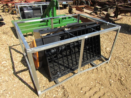 UNUSED WOLVERINE QT CONCRETE BUCKET