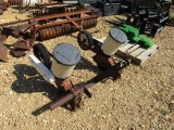 2 ROW IH CORN PLANTER
