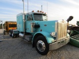 1983 PETERBILT SEMI TRUCK W/ REBUILT TITLE