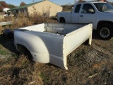 2003 CHEVY 3500 DUALLY TRUCK BED WITH BUMPER