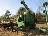 700 JOHN DEERE FEED GRINDER - VERY NICE