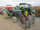 6200 JOHN DEERE TRACTOR W/ LOADER