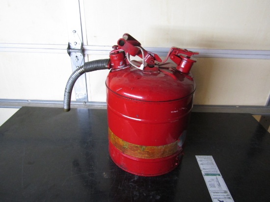 GAS CAN