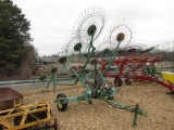 702 JOHN DEERE V-RAKE W/ KICKER WHEEL