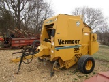 504L VERMEER HAY ROLLER W/ NET