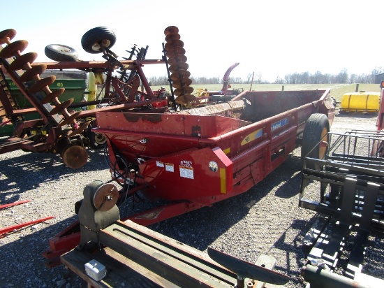 165 NEW HOLLAND MANURE SPREADER