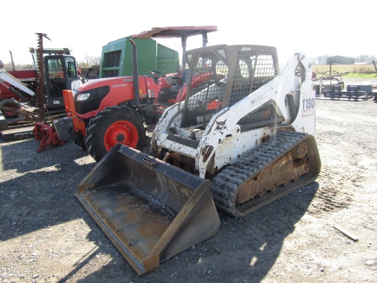 T190 BOBCAT SKID STEER