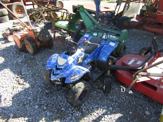 SMALL KIDS FOUR WHEELER - NO TITLE