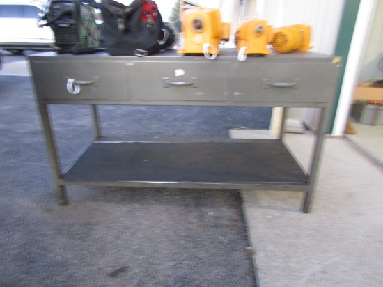 METAL TABLE