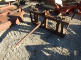 UNIVERSAL BALE SPEAR