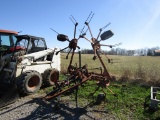 4217 NEW IDEA HYD FOLD TEDDER