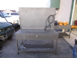 METAL TABLE