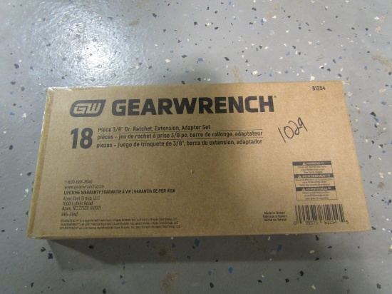 18PC GEARWRENCH 3/8'' DRIVE RATCHET EXTENSIONS ADAPTERS