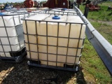250 GALLON TOTE