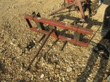 PIN-ON UNIVERSAL BALE SPEAR