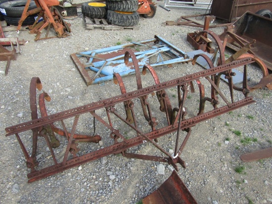 2 ROW CULTIVATOR
