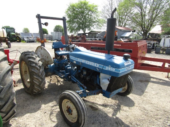 3910 FORD TRACTOR