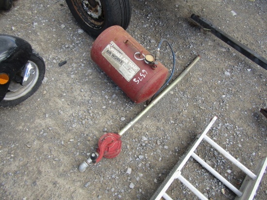 AIR TANK AND OIL PUMP