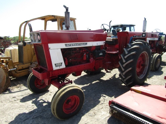 966 INTERNATIONAL TRACTOR