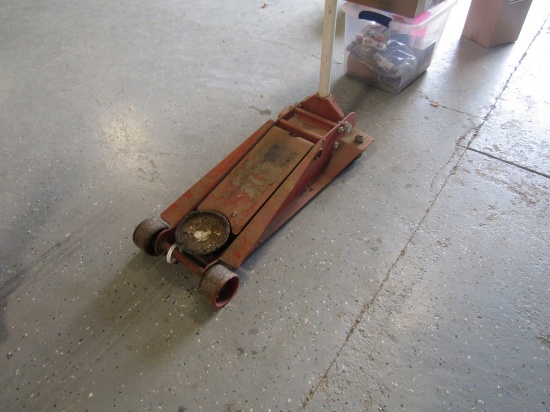 FLOOR JACK