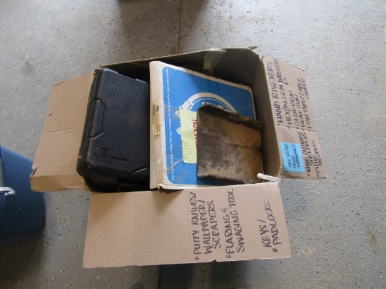 BOX OF MISC
