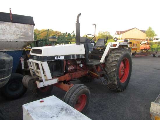 1490 CASE TRACTOR