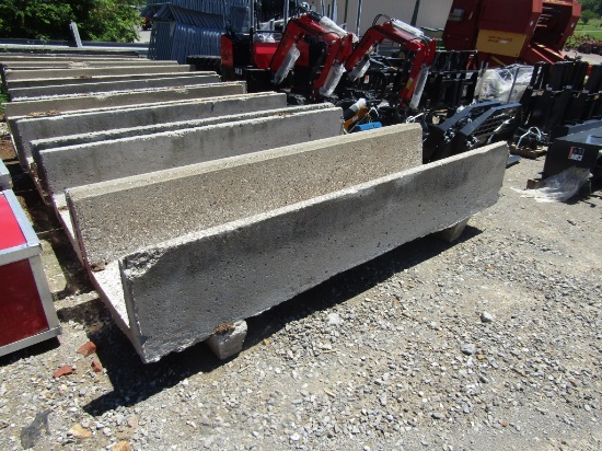 8FT CONCRETE FEED BUNKS W/ FEET