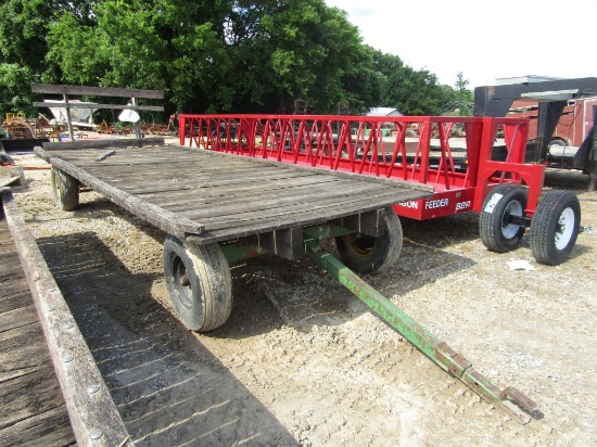 20FT HAY WAGON ON JD GEAR