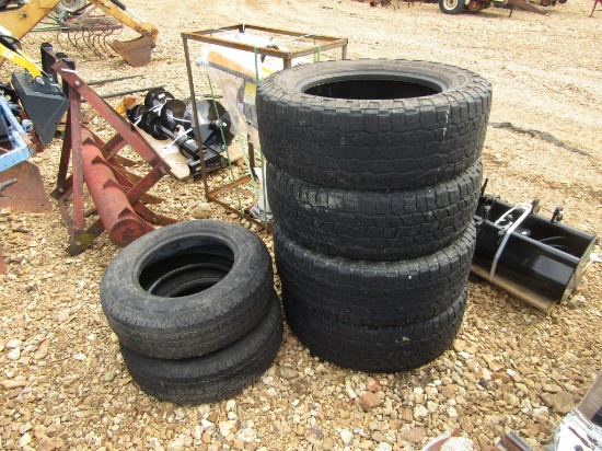 (4) 275/65R20 TRUCK TIRES