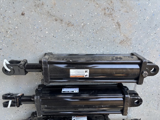 NEW HYD CYLINDER