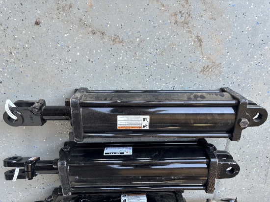 NEW HYD CYLINDER