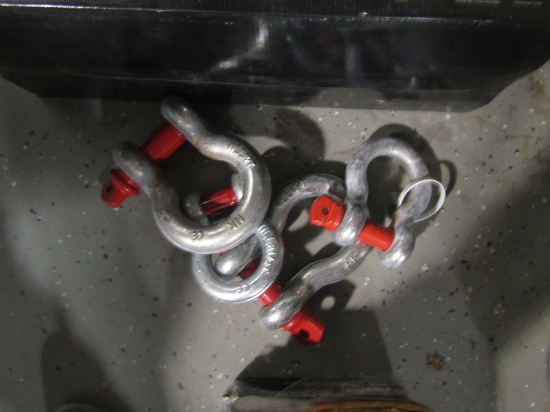(4) Clevis's