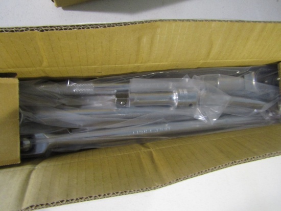 New 3/4'' Craftsman 5pc Ratchet and Extension Set