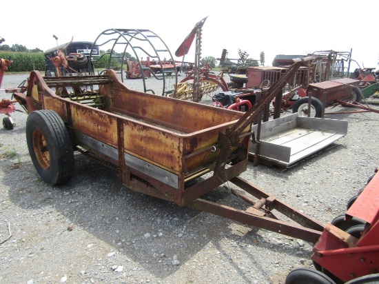 New Holland Manure Spreader