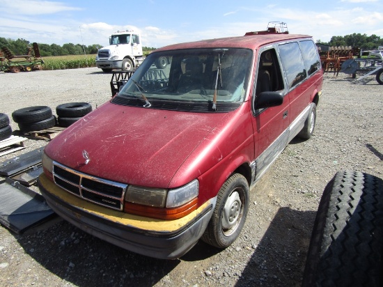 1993 Dodge Caravan w/ Title