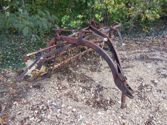 256 NEW HOLLAND HAY RAKE
